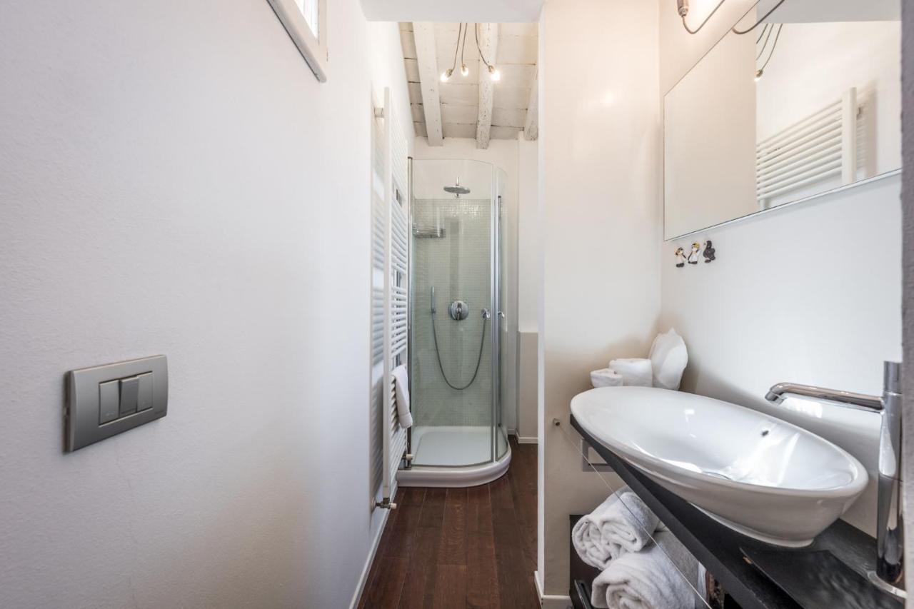 Emilia Suite Urban Модена Экстерьер фото